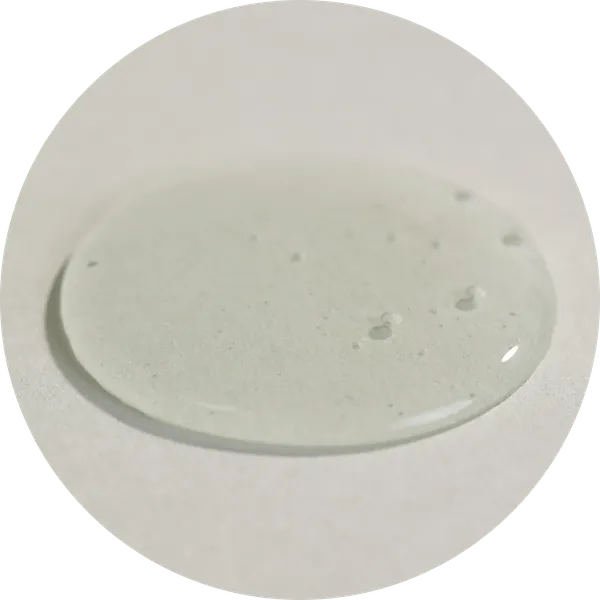 Textura en gel del Green Plum Refreshing Cleanser